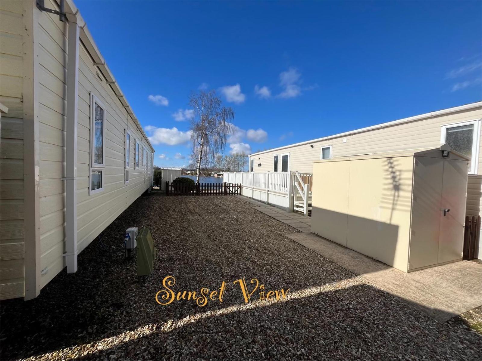Tattershall Lakes Sunset View Caravan Lakeside, Hot Tub, Garden, Private Fishing Peg & Wifi Екстер'єр фото